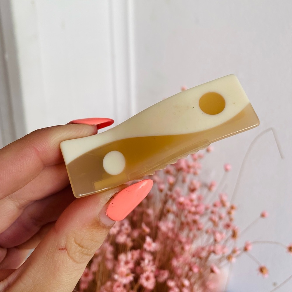 90s style YING YANG hair claw (small)